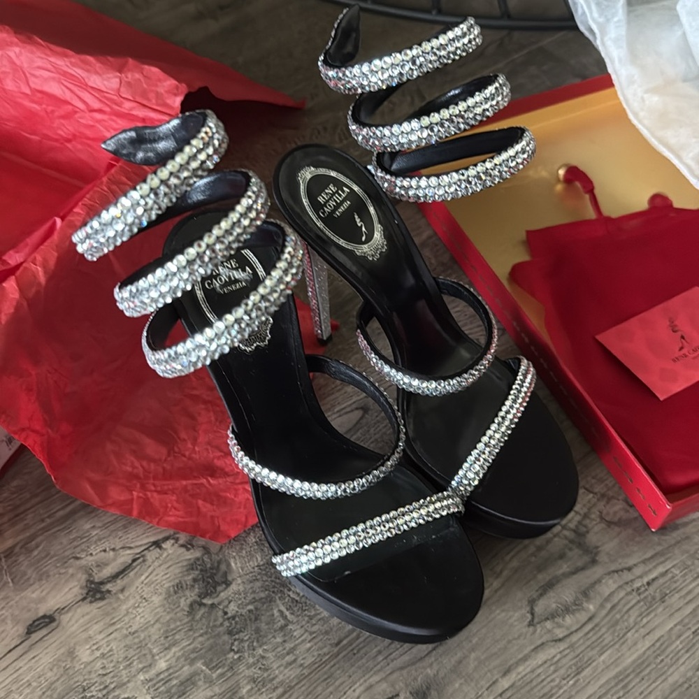 Rene Caovilla Black and Silver Elegant Heels - Picture 6 of 7